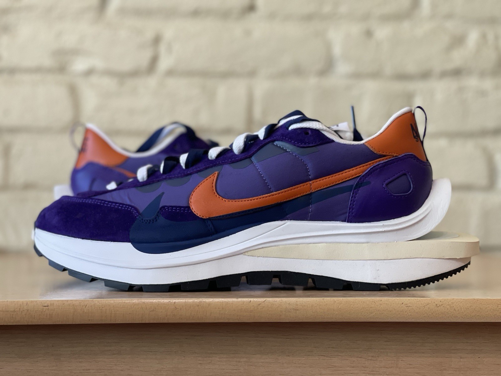 SACAI X NIKE Nike VaporWaffle x Sacai Dark Iris Campfire Orange DD1875 500 Uomo Taglia 13 Nuove