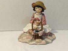 Vtg 1999 "Purr-Fect Friends" Tender Touch 1st Edition Girl & Kitten Figurine.