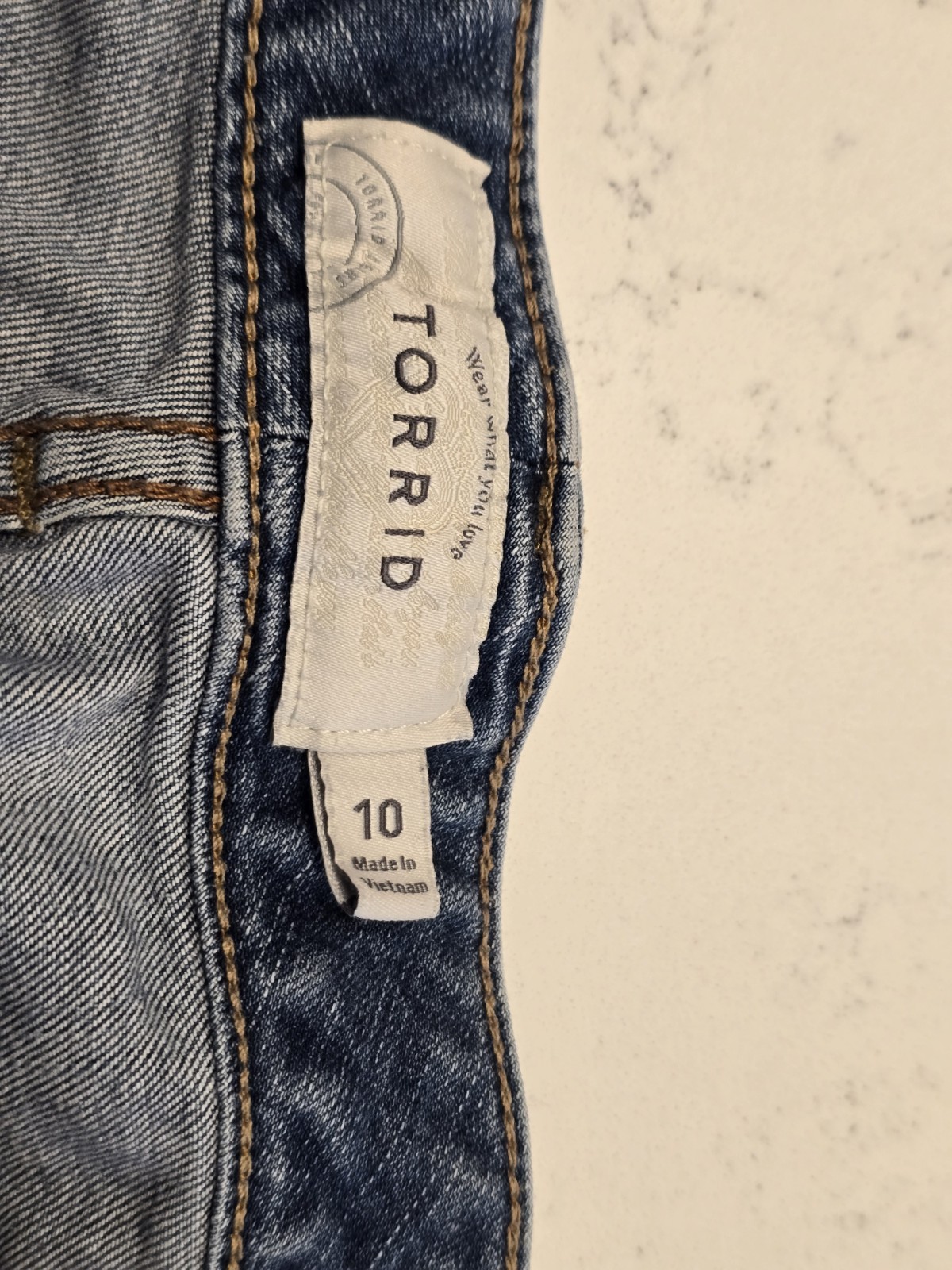 Torrid High Rise Distressed Patchwork Bermuda Blu… - image 3