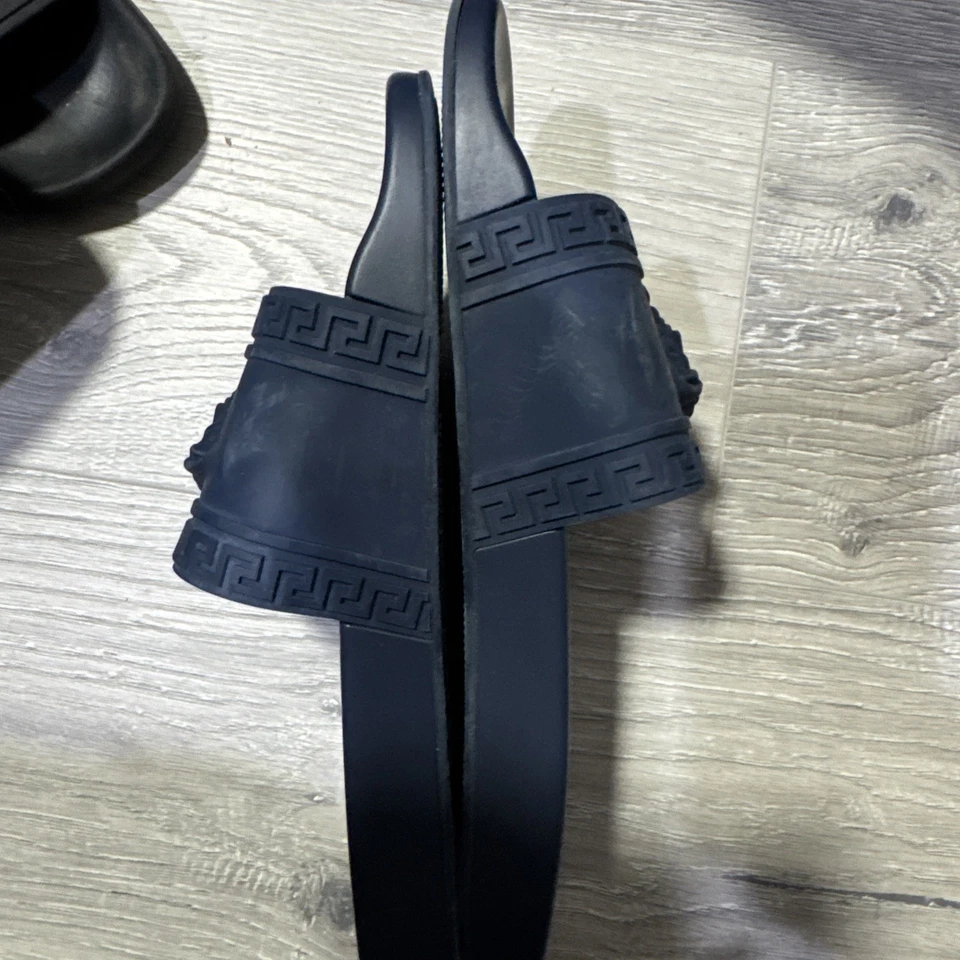 Versace Gomma Para hombres 11 Palazzo Medusa Piscina Tobogán Sandalia Zapatos Foto 4 de 4