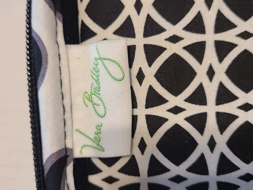 Vera Bradley Sobre el Hombro Carcasa Rígida Tableta Pequeña/Funda para Portátil Negro y Blanco Foto 4 de 4