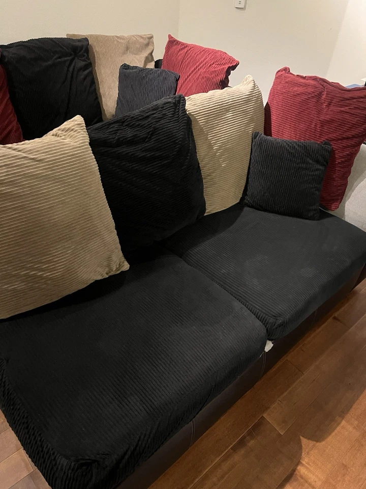 ¡SECCIONAL EN FORMA DE L A LA VENTA! Foto 2 de 4