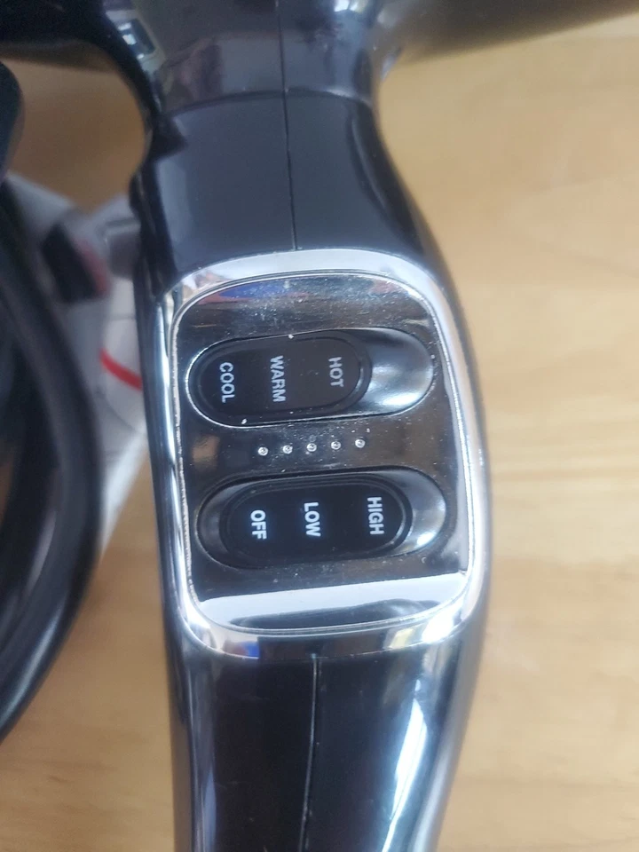 Secador de sopro BaByliss PRO titânio 2 velocidades 3 temperaturas FUNCIONA TESTADO - Imagem 2 de 4