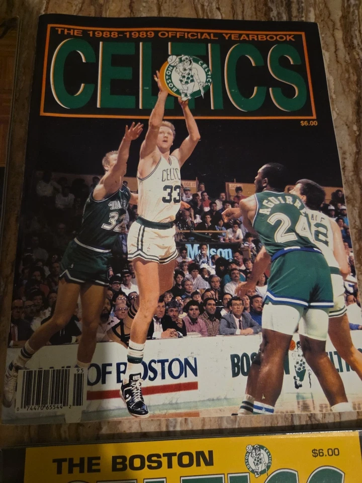 1987~1991/LOT OF 4-BOSTON CELTICS OFFICIAL YEARBOOK SET-NM - Image 4 of 4