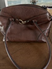 Bueno Brown Shoulder Bag Purse Large Multi Pockets 14x 9.5x 4.5 Great Condition