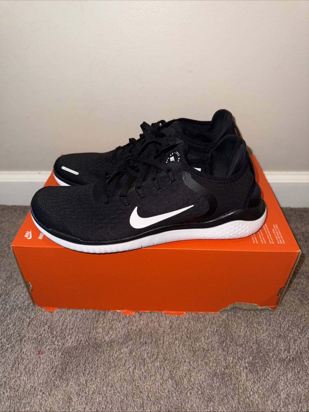 WMNS Nike Free RN 18/Black-White (942837-001)/Size: 10W/(NEW) OG Box-No Lid thumbnail 4