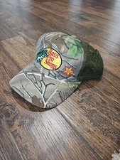 Bass Pro Shop Carl's Jr. Snapback Hat Baseball Adjustable Mesh Back Green Camo