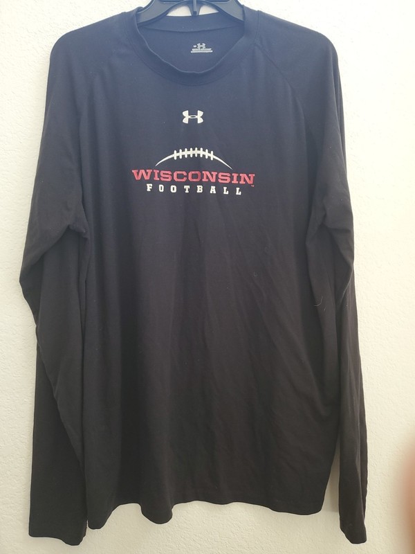 Under Armour NCAA Wisconsin Badgers Football Longsleeve T-shirt Men's Size L