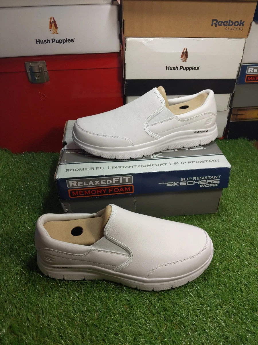 Skechers bronwood deals