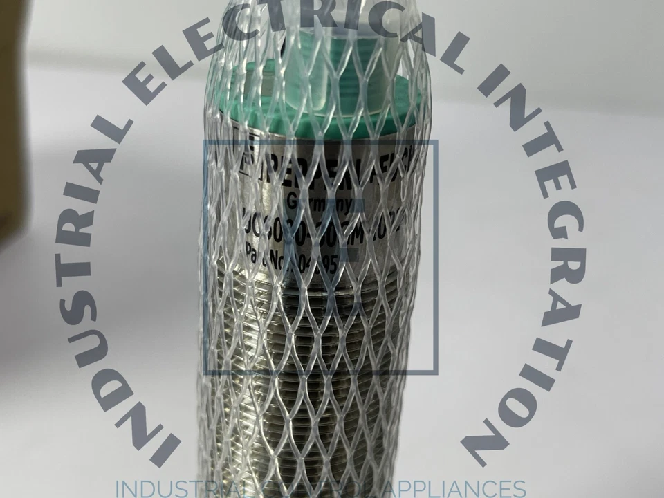 1pcs Brand New ones IN BOX Pepperl + Fuchs UC6000-30GM-IUR2-V15 US Free tax - Image 2 of 4