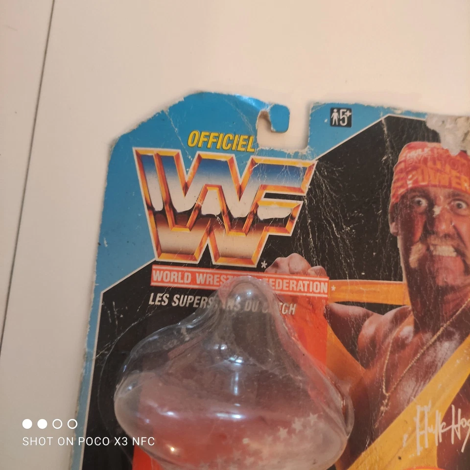 WWF Hasbro Official WWE 1991 Hulk Hogan Blue Card WORLD WRESTLING FEDERATIOn - Photo 4/4