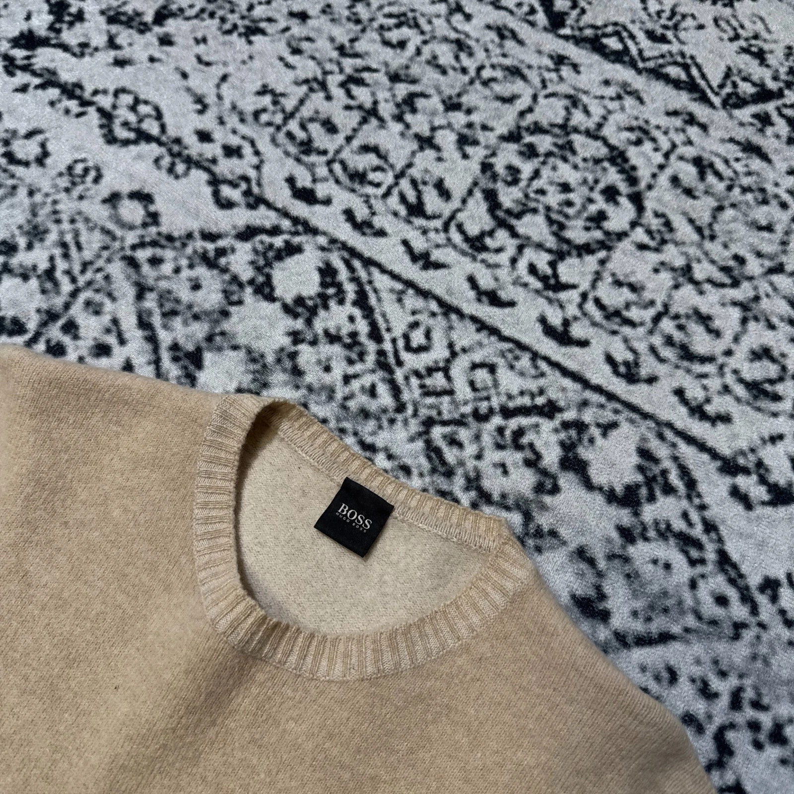 GUCCI Maglione vintage Hugo Boss unisex beige lana taglia S Y2K anni 90 casual vestibilità regolare