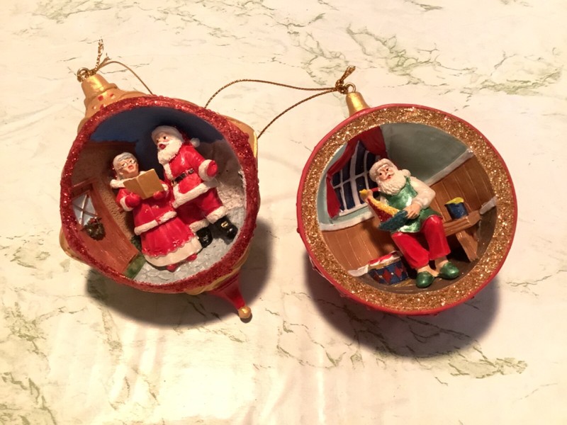 Danbury Mint Santa at the north pole collection Ornaments  set of 2 nice!