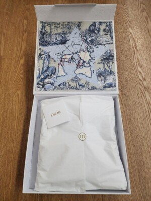 Christian Dior Puzzle Around the World 500 Piece Collector's