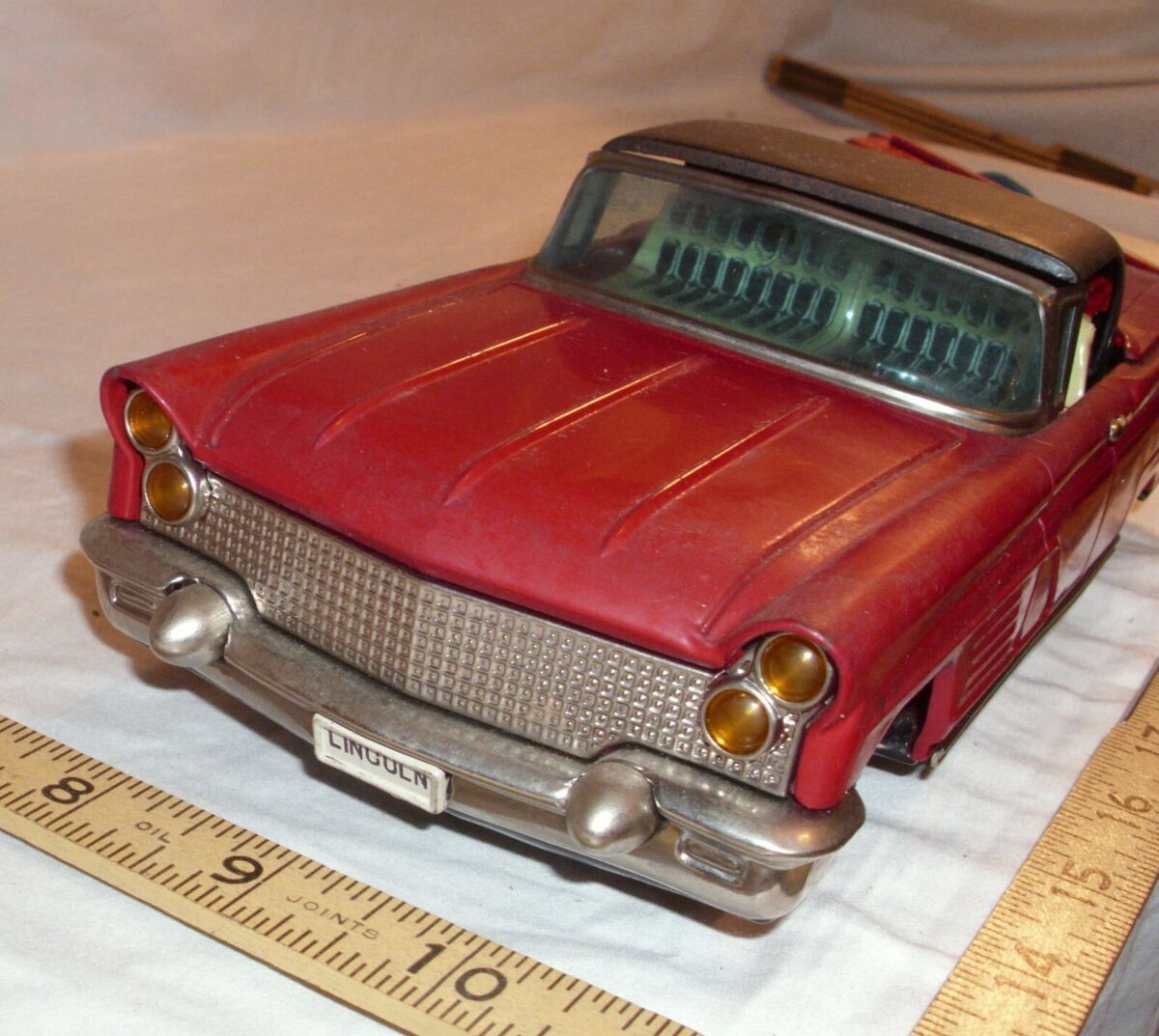 CRAGSTAN 1959 LINCOLN CONTINENTAL CONVERTIBLE CAR TIN CRAGSTAN 1959 LINCOLN CONTINENTAL CONVERTIBLE CAR TIN
