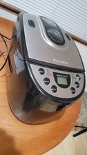 West Bend 41300  Dual Blade 2.5 lbs. Bread Ma...