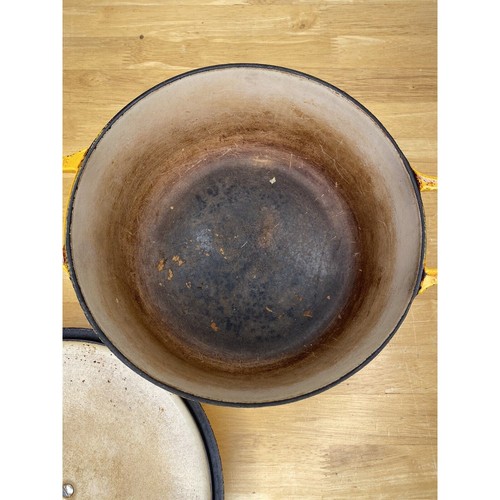 Le Creuset "D" gelber Gusseisen Dutch Oven Topf mit Deckel - Made in France, 3,5 Quart - Bild 5 von 6