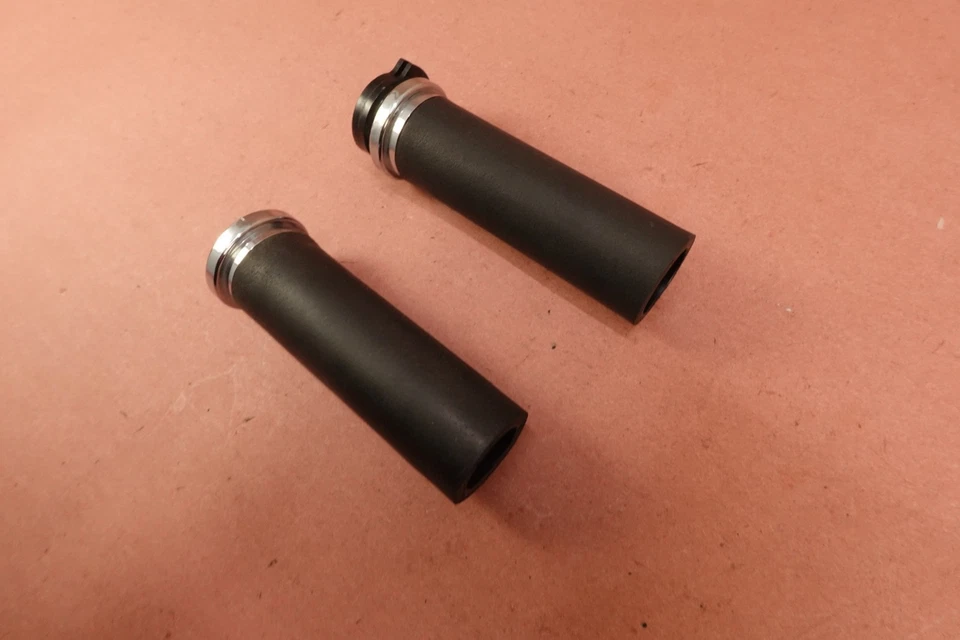 2004-2007 Yamaha Road Star XV1700 Handlebar Grips Throttle Tube - Image 2 of 4