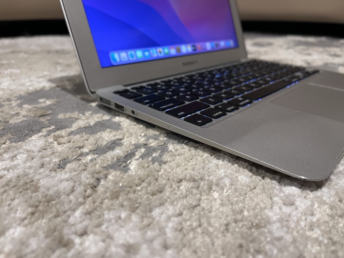 MacBook Air 11