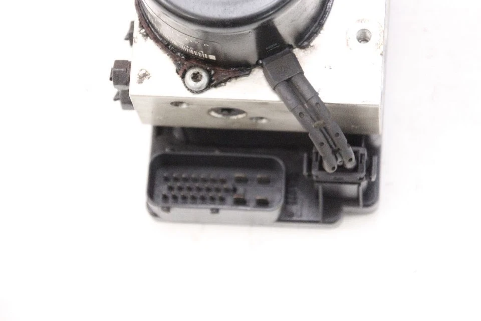 Bloque hidráulico ABS Audi A3 8L 1.6 74 kW 101 HP 50068 - Imagen 2 de 3