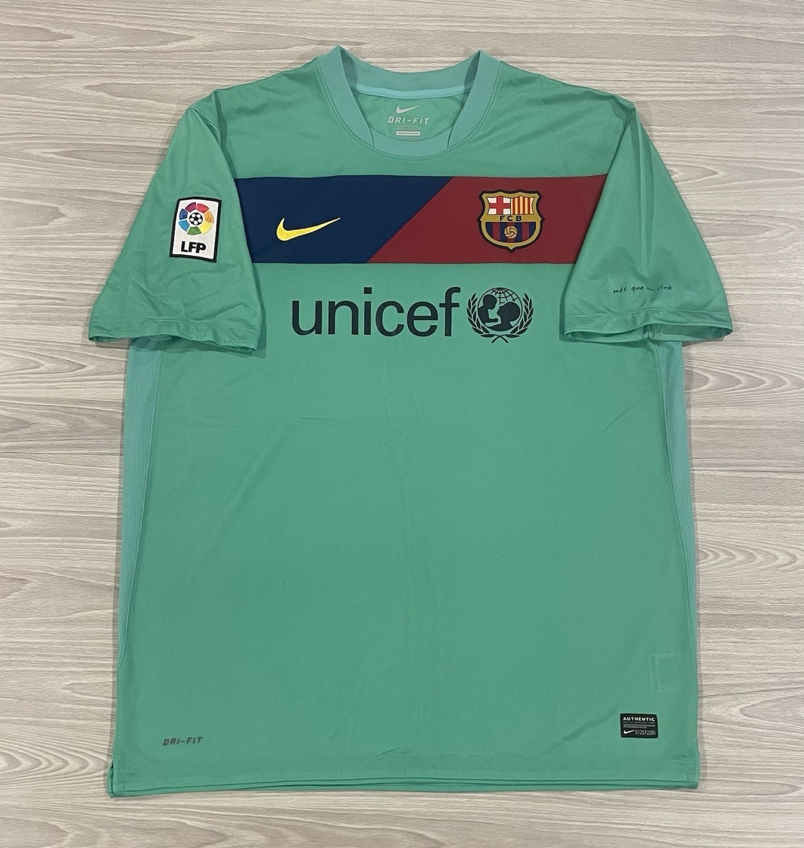 Nike DriFit UNICEF FCBarcelona Football Soccer Jersey Style 382358