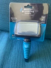 Master Grooming Tools TP353 15 MGT Ergonomic Slicker Brush Med