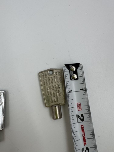 Lot de 2 clés de congélateur métal serrure nationale - Photo 7/8