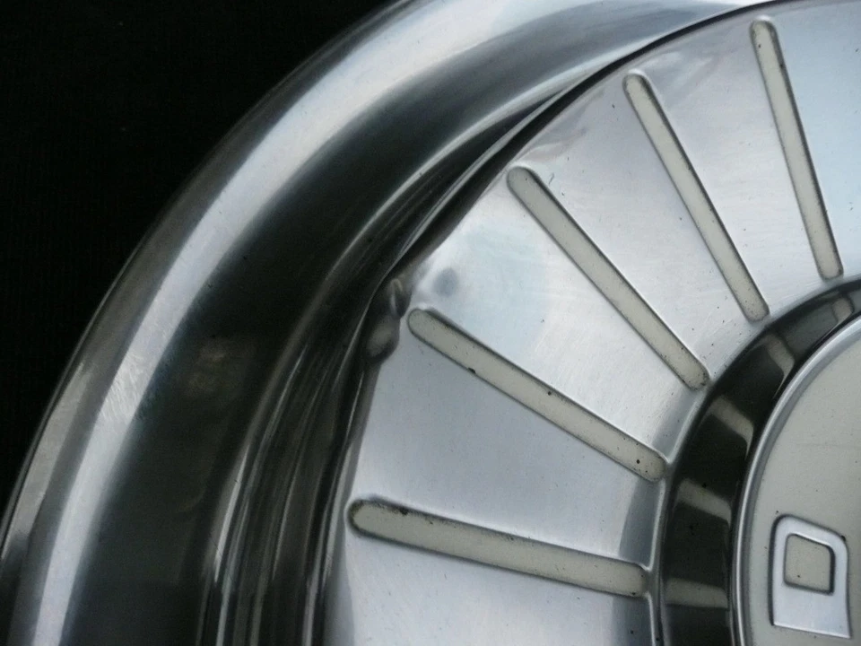 Ford Fairlane Country 1957 sedán Squire Thunderbird juego de tapacubos para 25 Foto 4 de 4