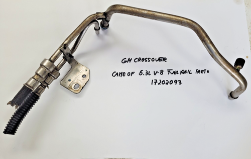 GM/GMC 5.3L V-8 FUEL RAIL CROSSOVER - USED