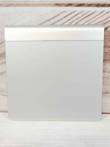 Apple A1339 Magic Trackpad – Bluetooth Multi-Touch Trackpad (MC380LL/A) - 第 1/10 張圖片