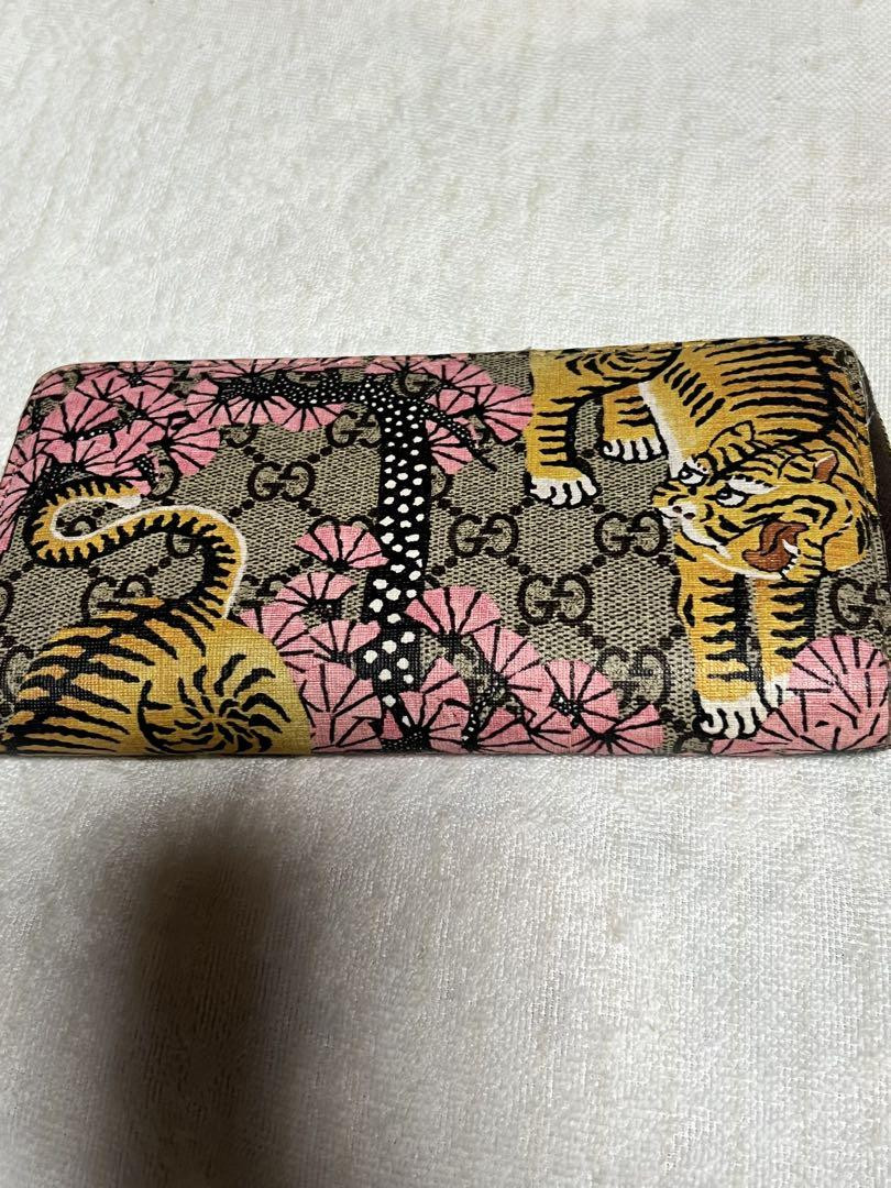 Gucci GG Bengal Tiger Round Zip Long Wallet Pink GG Supreme Gucci GG Bengal Tiger Round Zip Long Wallet Pink GG Supreme