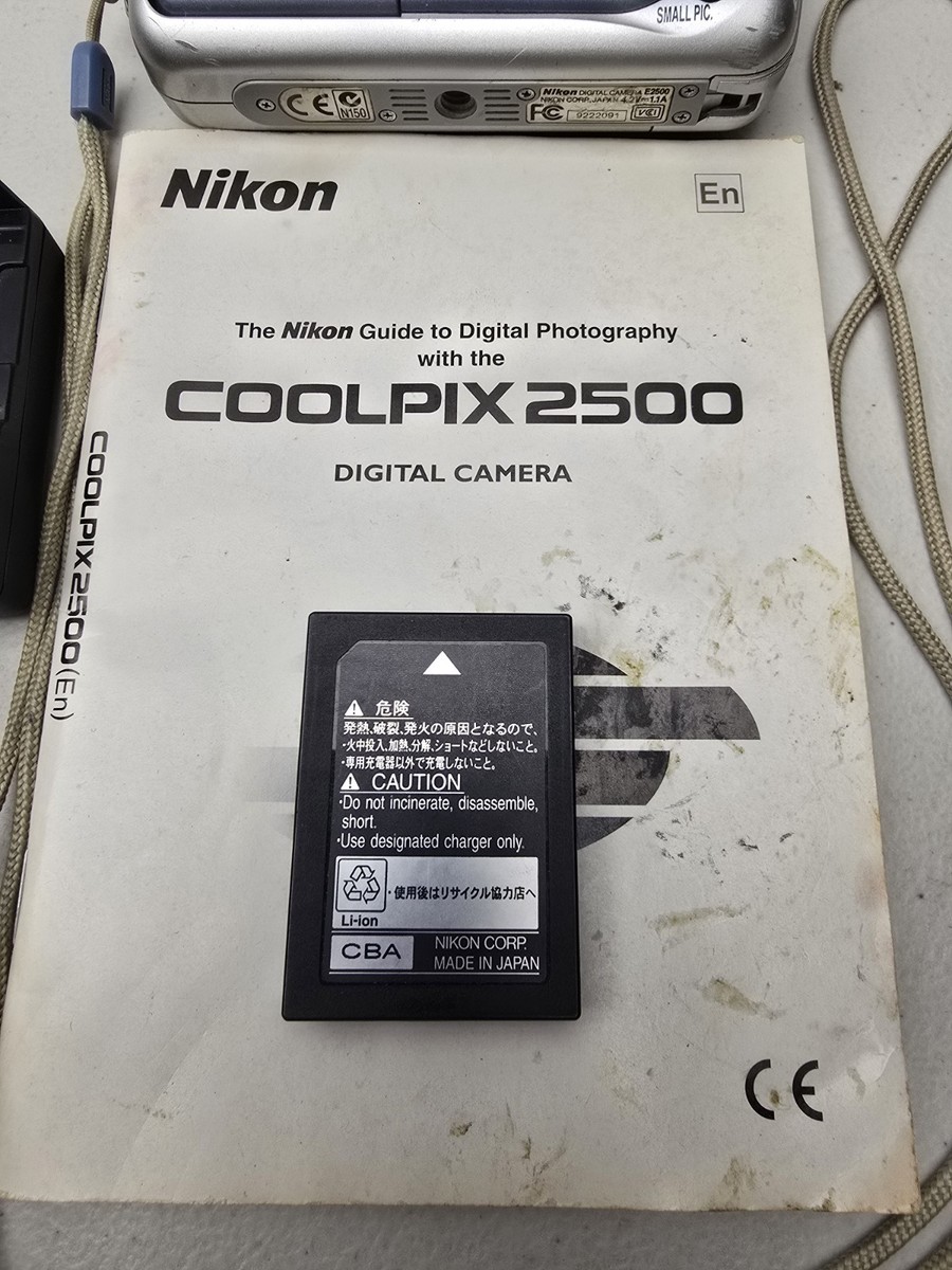 Nikon Coolpix E2500 Digital Camera 2MP 3x Optical Zoom W