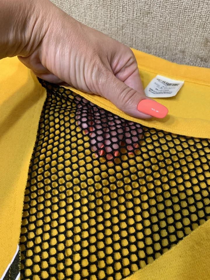 Sudadera Rosa Victoria's Secret Cuello en V Amarillo Rayas Ejército de EE. UU. Logo Pullover XS Foto 4 de 4