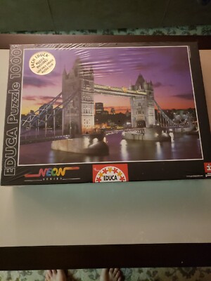 Educa ''Tower Bridge, London'' 10113 Neon Series 1000 Pcs Puzzle Glows in Dark NEW