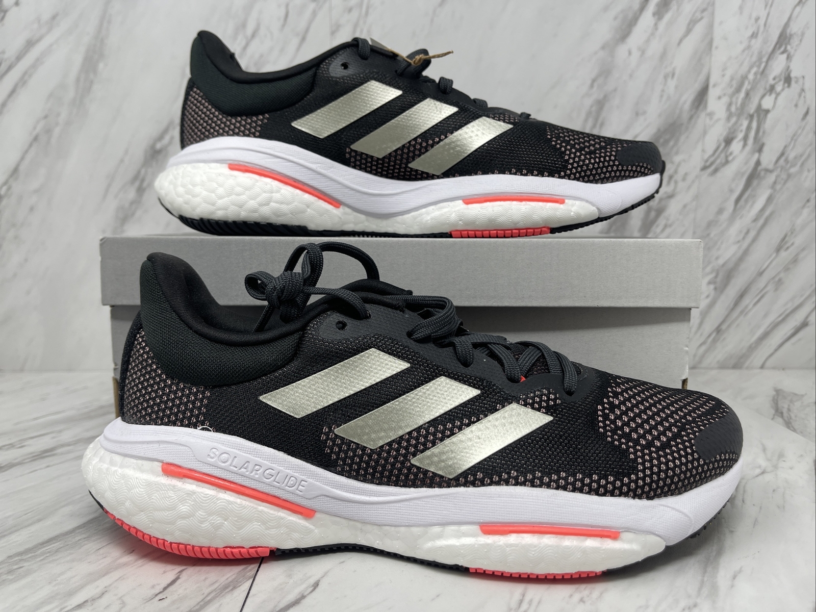 adidas SOLAR GLIDE 5 W Women’s Sneaker Running Black White Size 8 H01163 NEW adidas SOLAR GLIDE 5 W Women’s Sneaker Running Black White Size 8 H01163 NEW