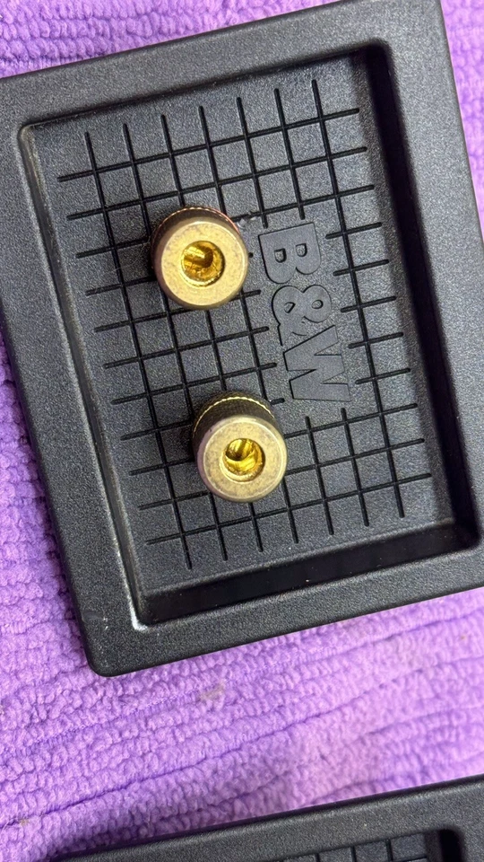 2x B&W Bowers & Wilkins MATRIX 3 altoparlanti metallo ottone SOLO CONNETTORI 🔥🔥 - Immagine 3 di 4