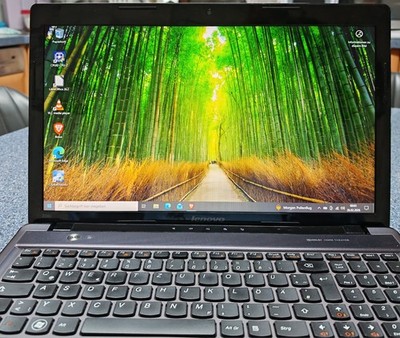 Lenovo Z580 i5 8GB Ram Nvidia 640M 256GB SSD TopZustandVoll.Funktf Laptop