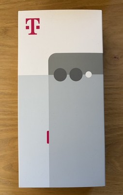 Telekom T Phone 3 128GB  Icy Silver/Silber NEU / UNGENUTZT & UNGEÖFFNET
