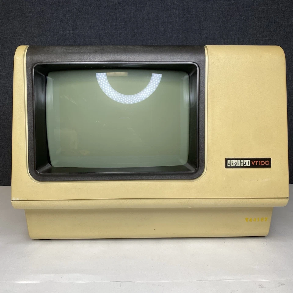 Vintage 1978 DEC Digital VT100-AA Desktop Video Terminal, 1st Gen VT100 - LESEN - Bild 2 von 4