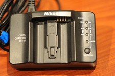 Genuine Nikon MH-21 Quick Charger EN-EL4,EN-EL4A compatible w/all Nikon D2, D3