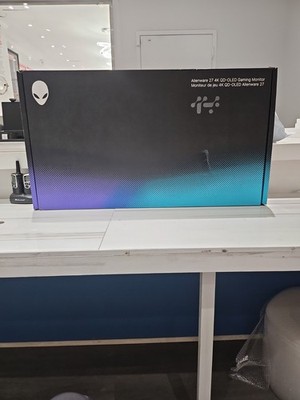 New Alienware 27'' AW2725Q 4k QD-OLED Gaming Monitor
