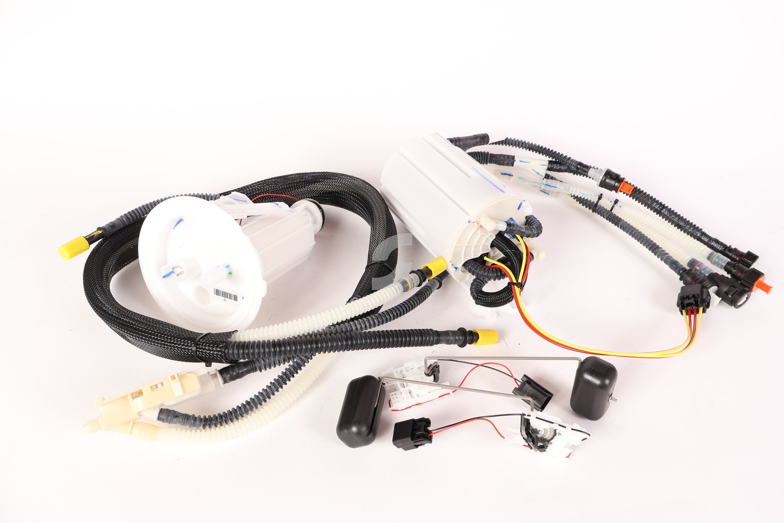 FE-225975 FUEL PUMP  Ferrari NEW