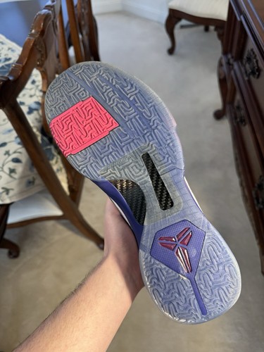 Talla 12.5 - Kobe 5 Protro Kay Yow Blanco/Rosa/Púrpura CW2210-100 Raro - Imagen 11 de 12