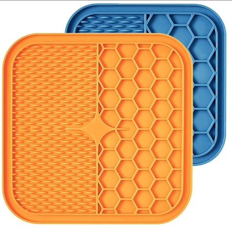 KILIN Dog Lick Mat For Slow Feeding W/ Suction Cups For Any Size Dog (2 Pck) - Picture 1 of 5