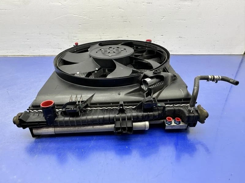 2011-2022 Jeep Grand Cherokee Radiator Cooling Fan Motor Assembly W/ Tow Package — 第 2/4 张图片
