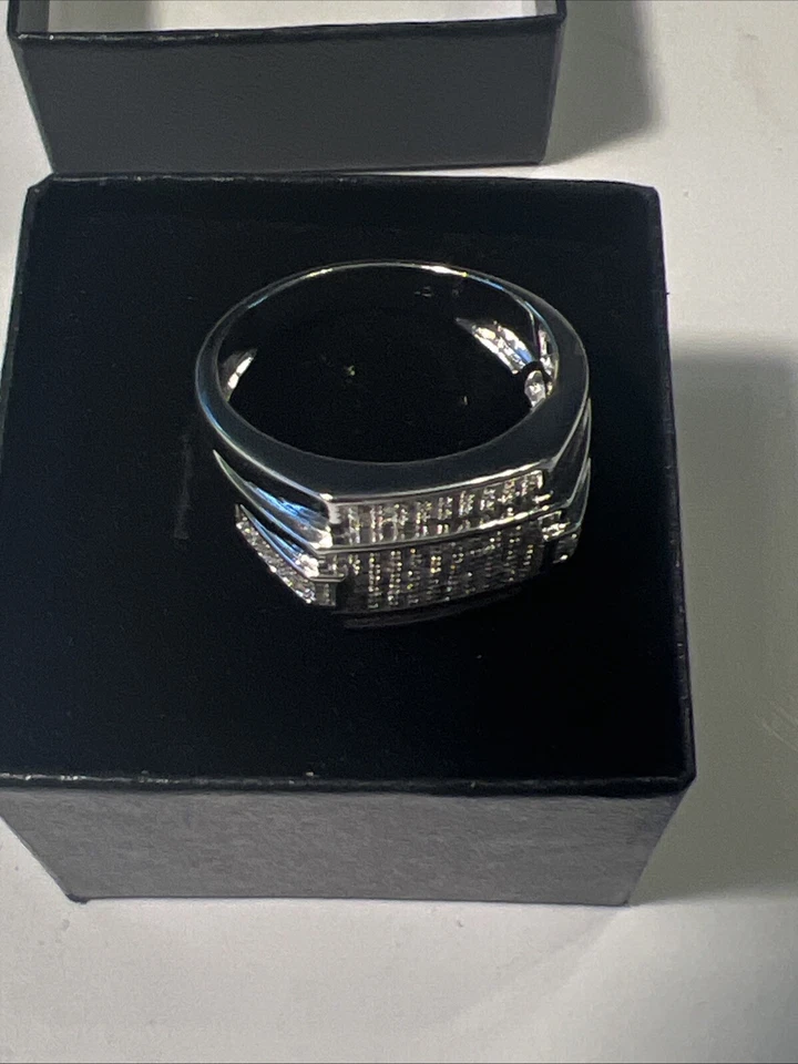 Anillo de plata 925 con superposición de oro blanco de 14k para hombre. Diamantes de 0,3 quilates. Talla 11. 2 G Foto 4 de 4