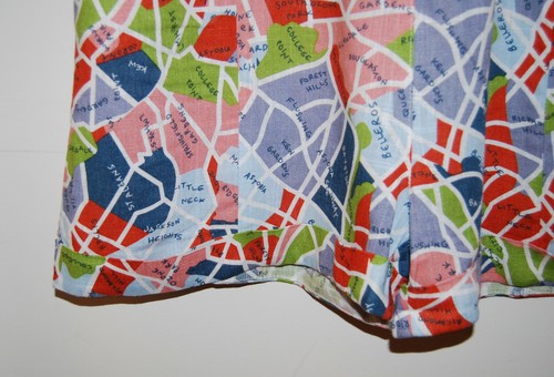 NWT ModCloth Women's Multicolor NYC Map Print Short Belted SS Romper sz L - Picture 7 of 12