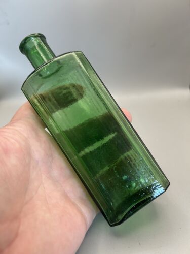 NICE VICTORIAN / EDWARDIAN POISON BOTTLE NOT TO BE TAKEN - Picture 3 of 5