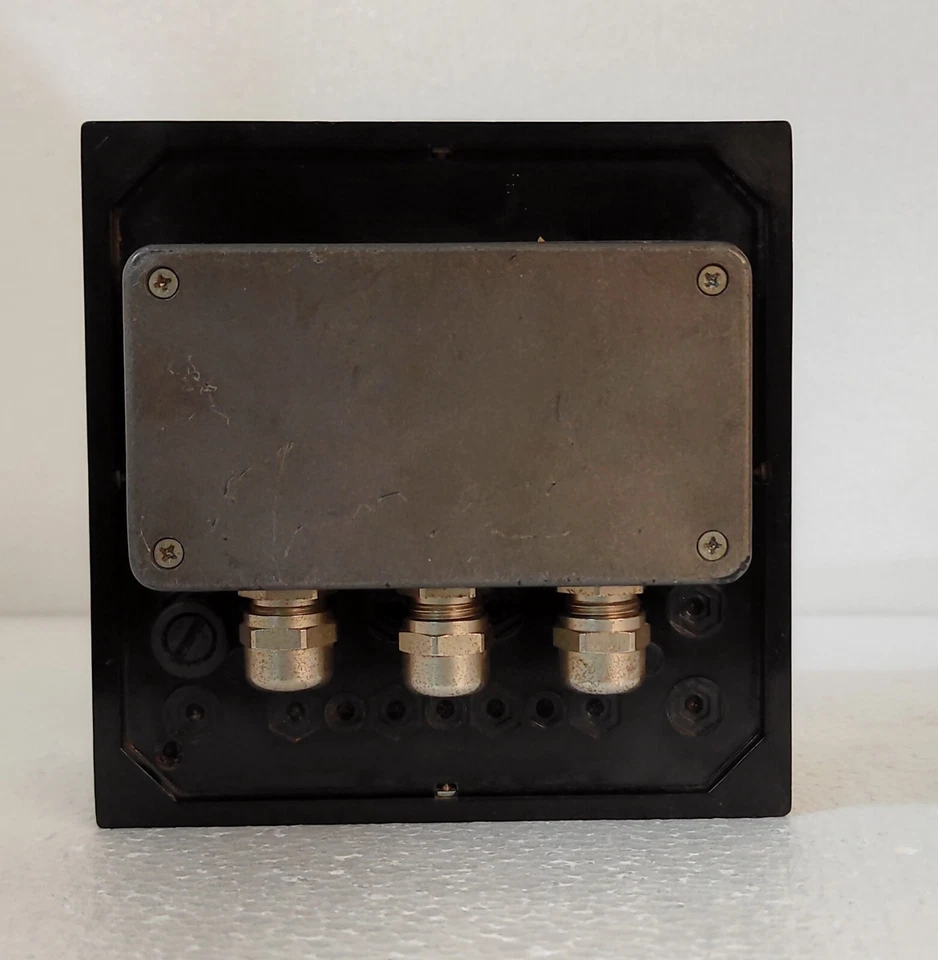 Walker 7070 P248 Electromagnetic Speed Log & Wind Weather Integrated Indicator - Image 4 of 4