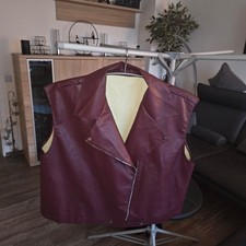 Weste KunstlederBordeux Rot für Damen  Größe 8xl